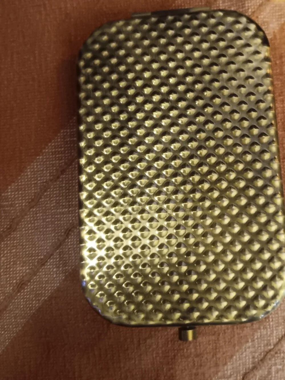 N/A peacock metal